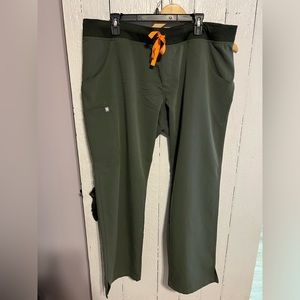 Kade Cargo Scrub Pants Limited Edition Moss XXL
